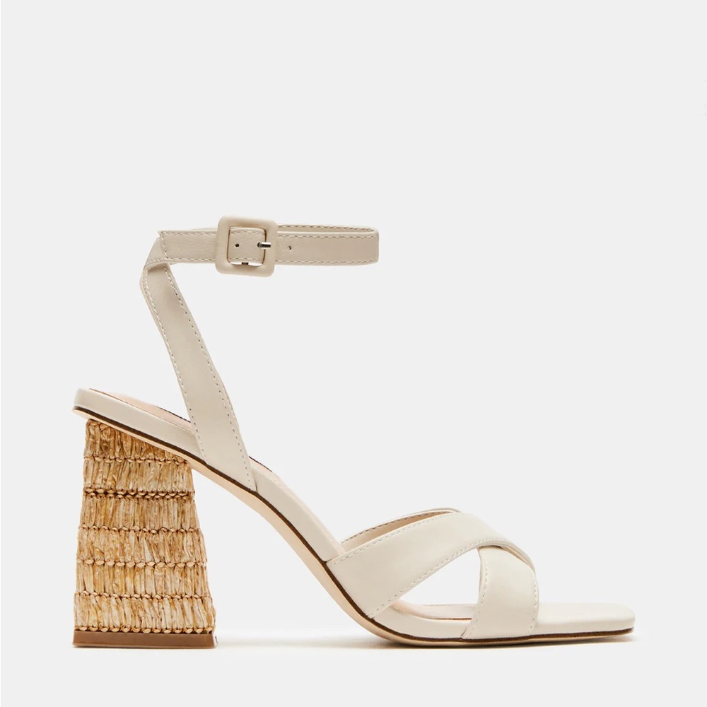 Elegant Cream Women's Sandals